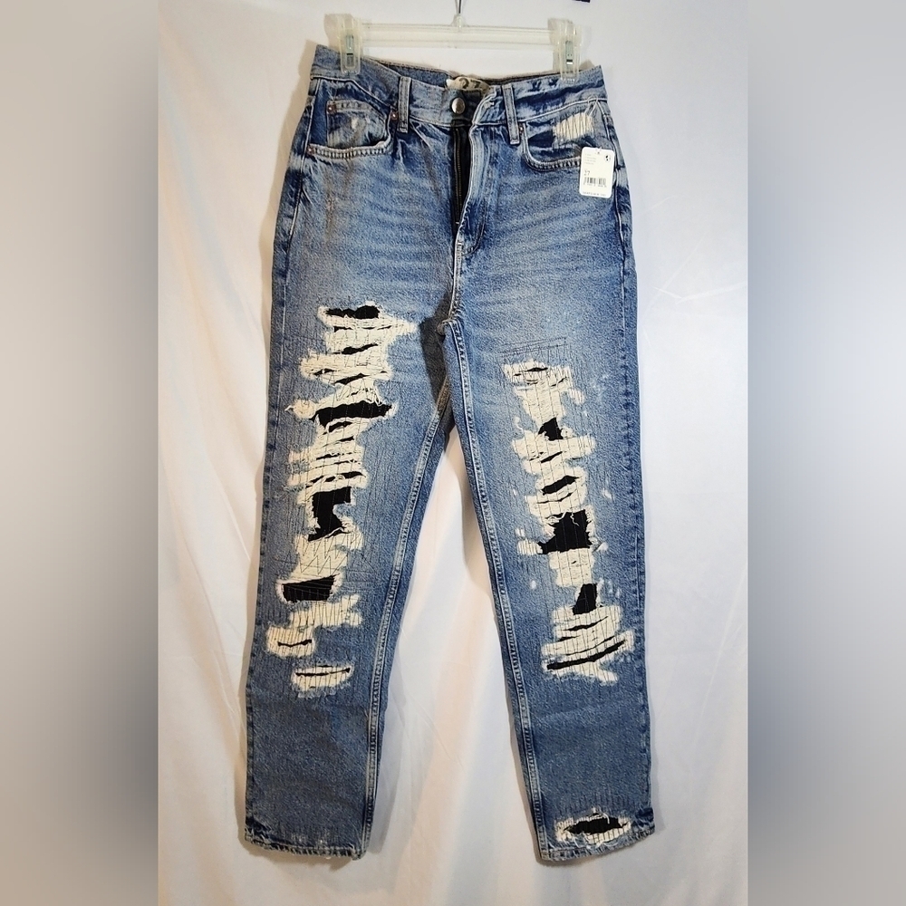 We The Free Distressed Jeans - size 27